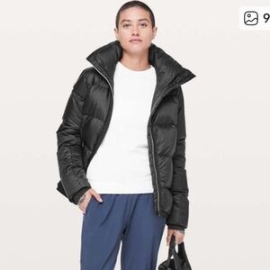 Lululemon Black Cloudscape Short Drawstring Puffer Jacket sz 6